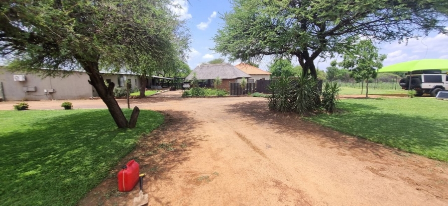 8 Bedroom Property for Sale in Brits Rural North West